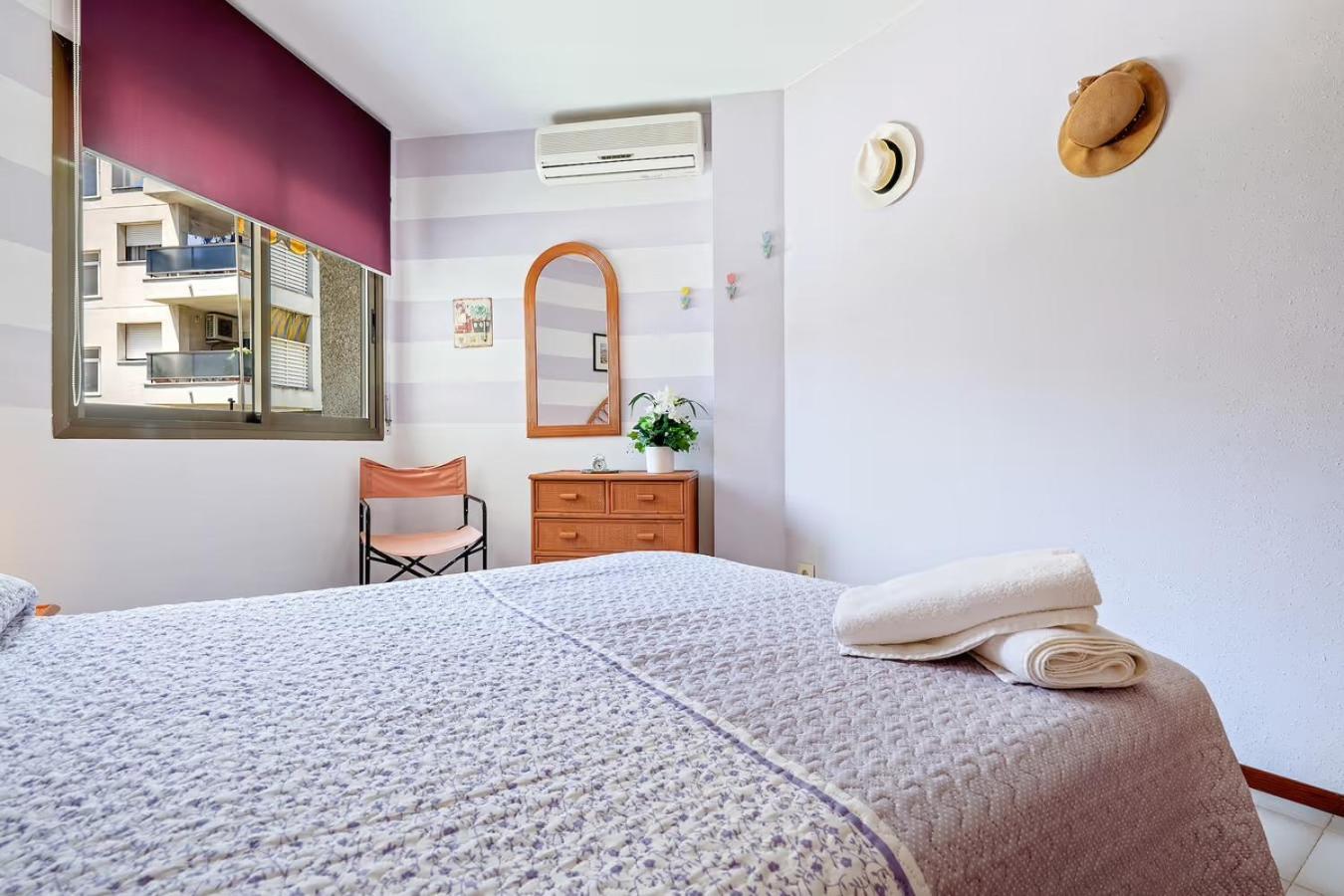 Bumbai Apartment Creixell Exterior foto